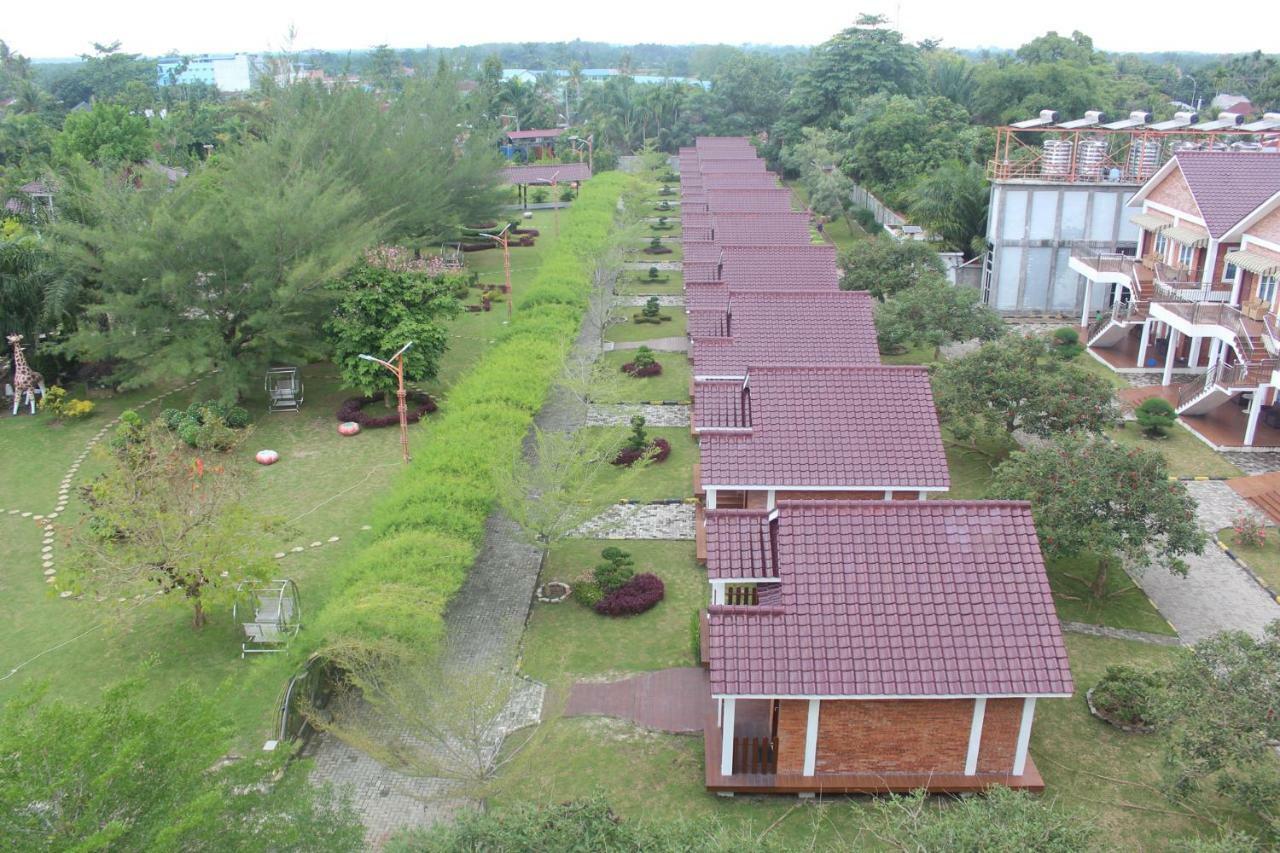 Thong'S Inn Hotel Kualanamu Medan Kültér fotó